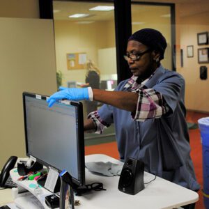 employees-corporatecleaning-1
